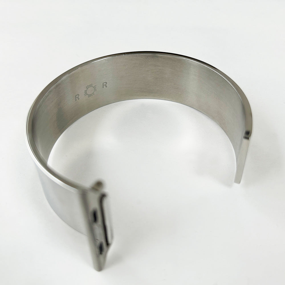 Apple Watch bangle plain