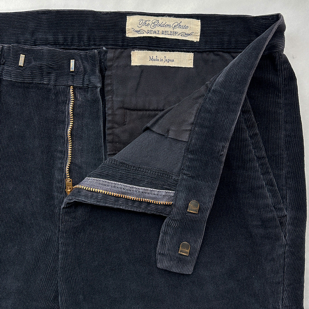 コーデュロイストレッチパンツ