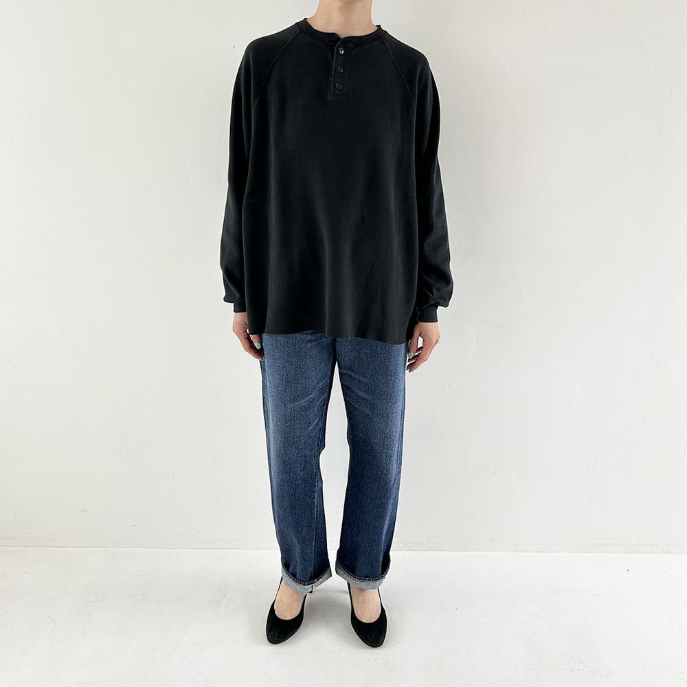 WタックヘンリーネックロンT