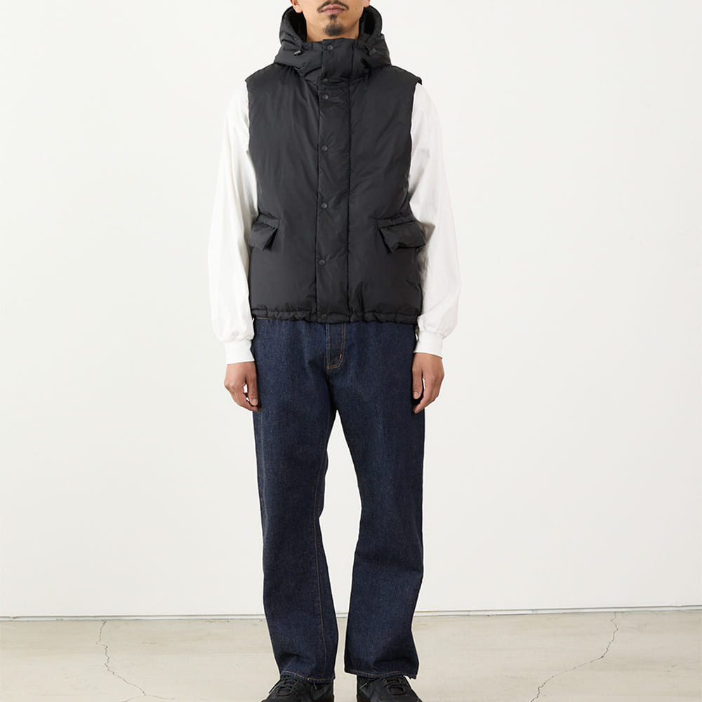 Ultra-lightweight nylon outdoor down vest and hoodie