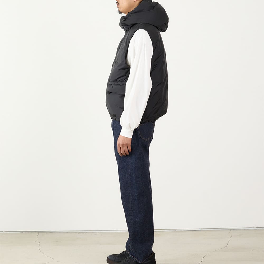 Ultra-lightweight nylon outdoor down vest and hoodie