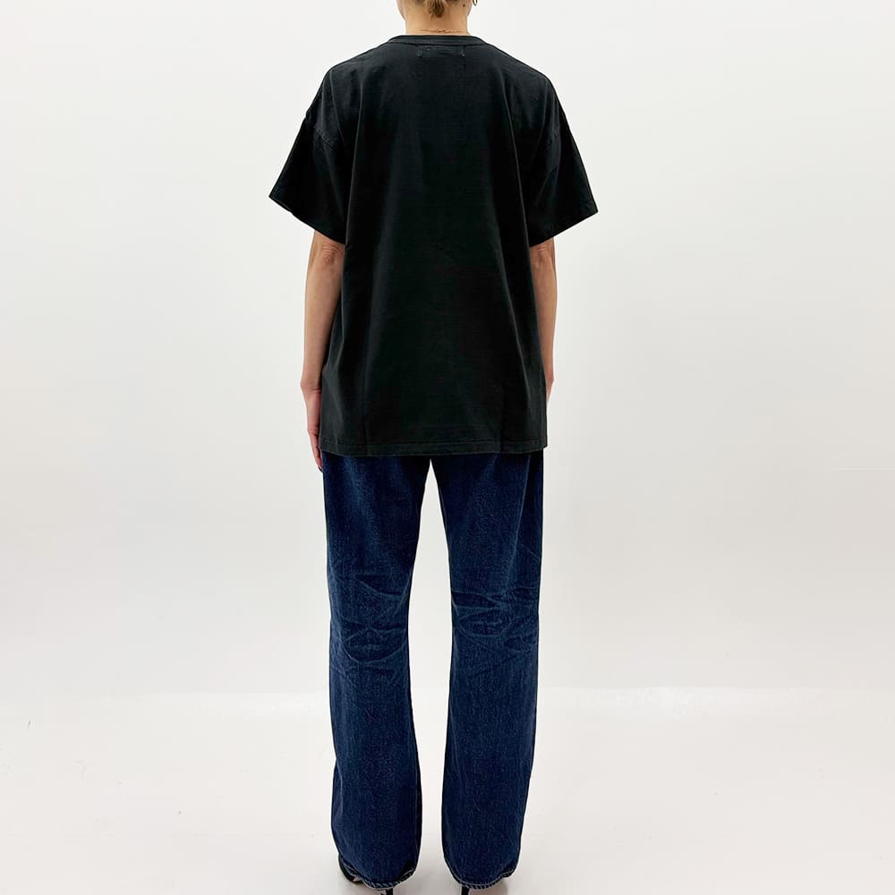 16/T-shirt T (I THINK)