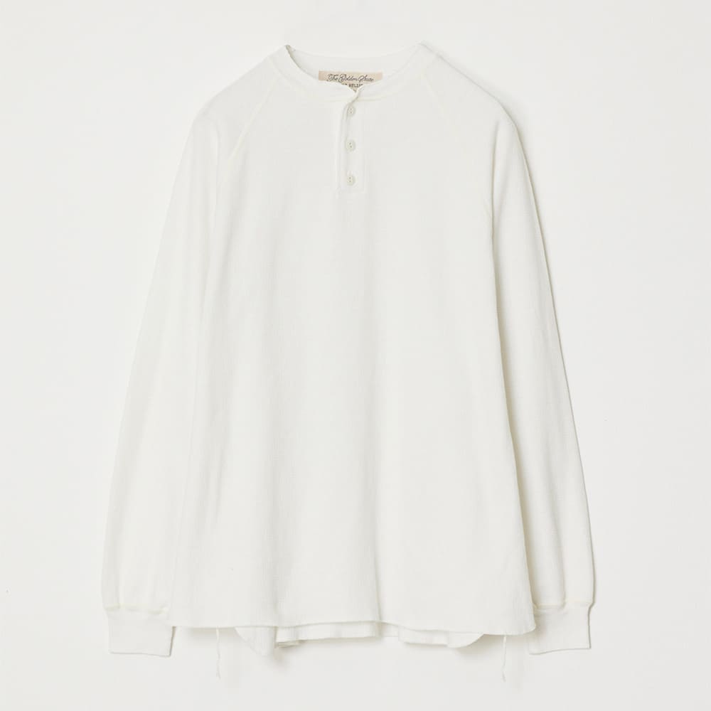 W-tuck Henley neck long sleeve T-shirt