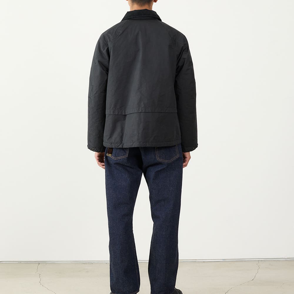 撥⽔コーディングポリエステルハン ティングダウンJKT