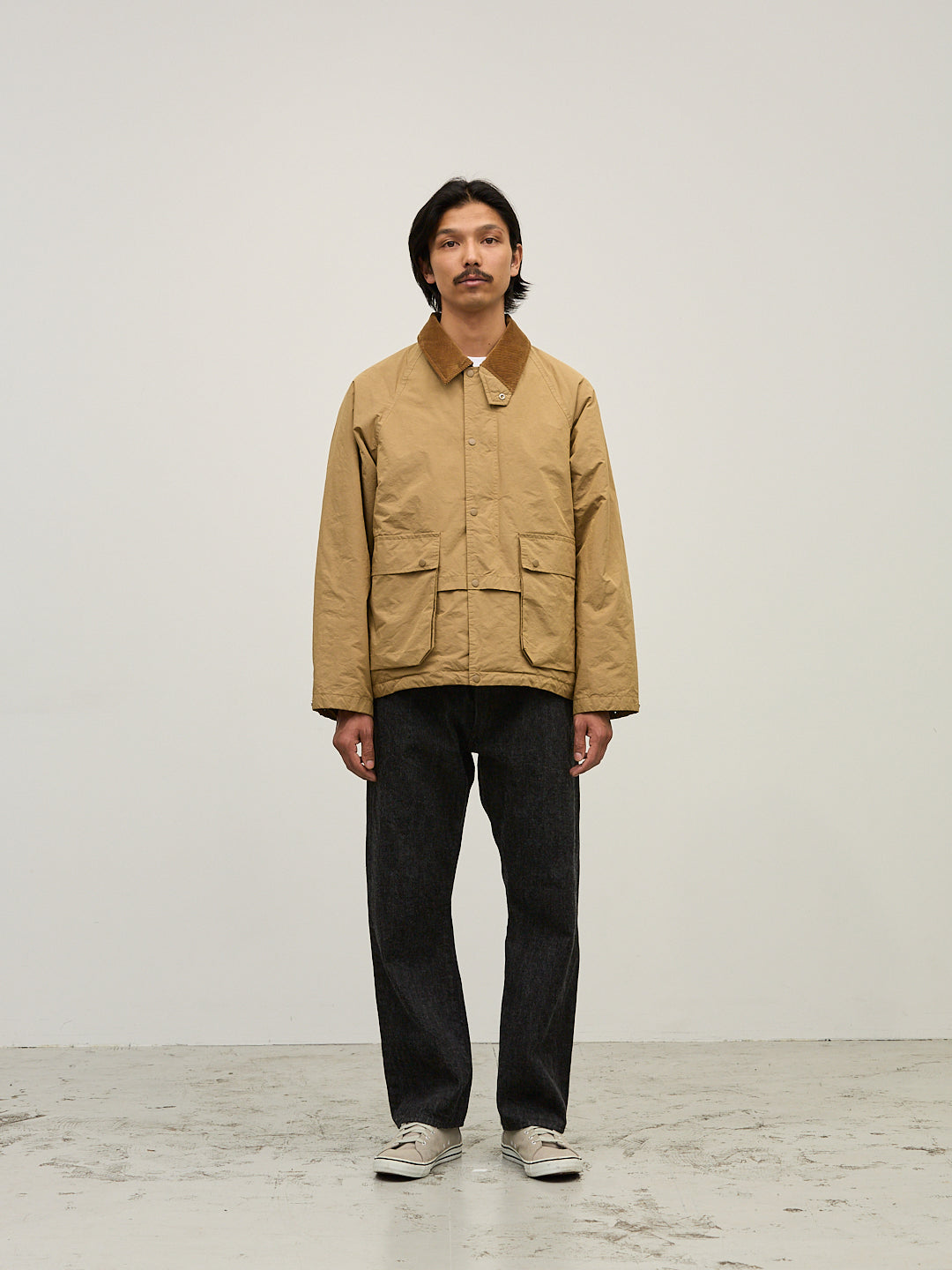 撥⽔コーディングポリエステルハン ティングダウンJKT