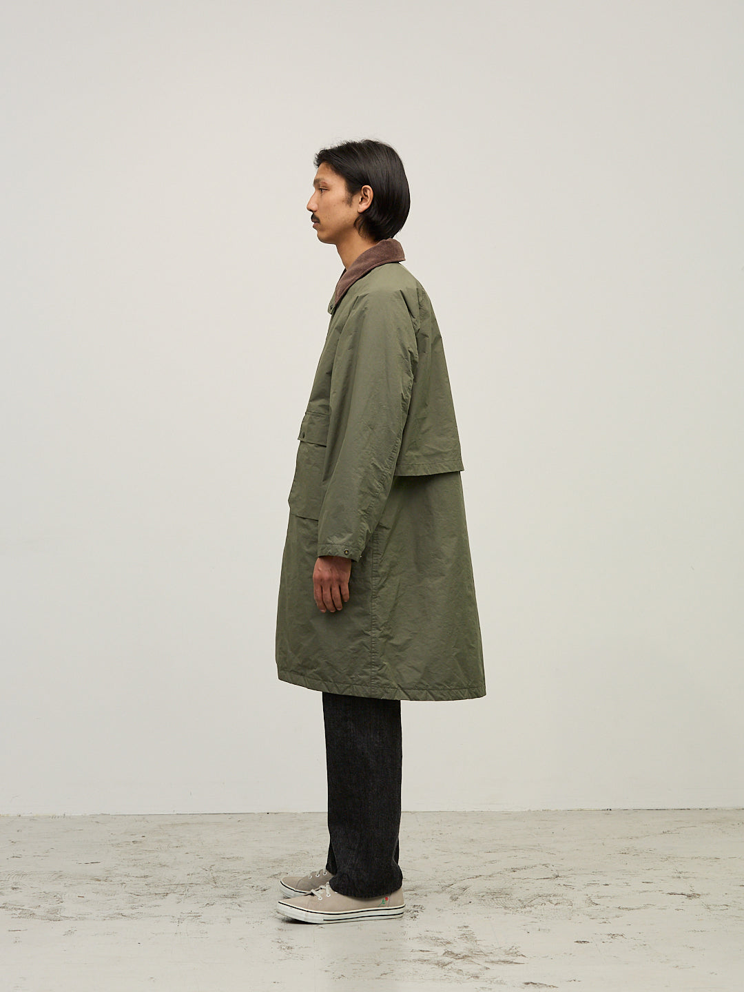 撥⽔コーディングポリエステルハン ティングダウンロングJKT