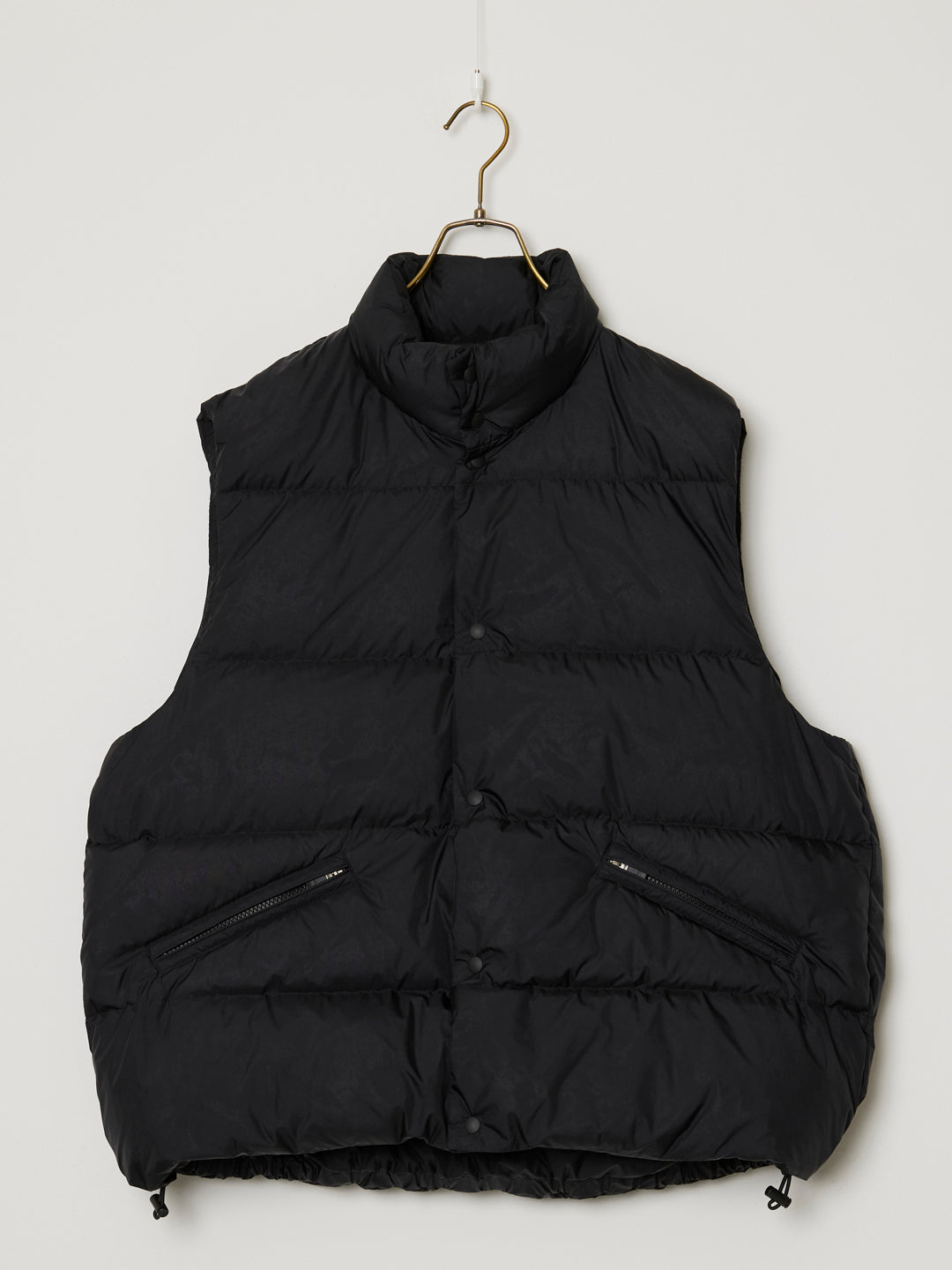 초경량 나일론 클래식 다운 베스트