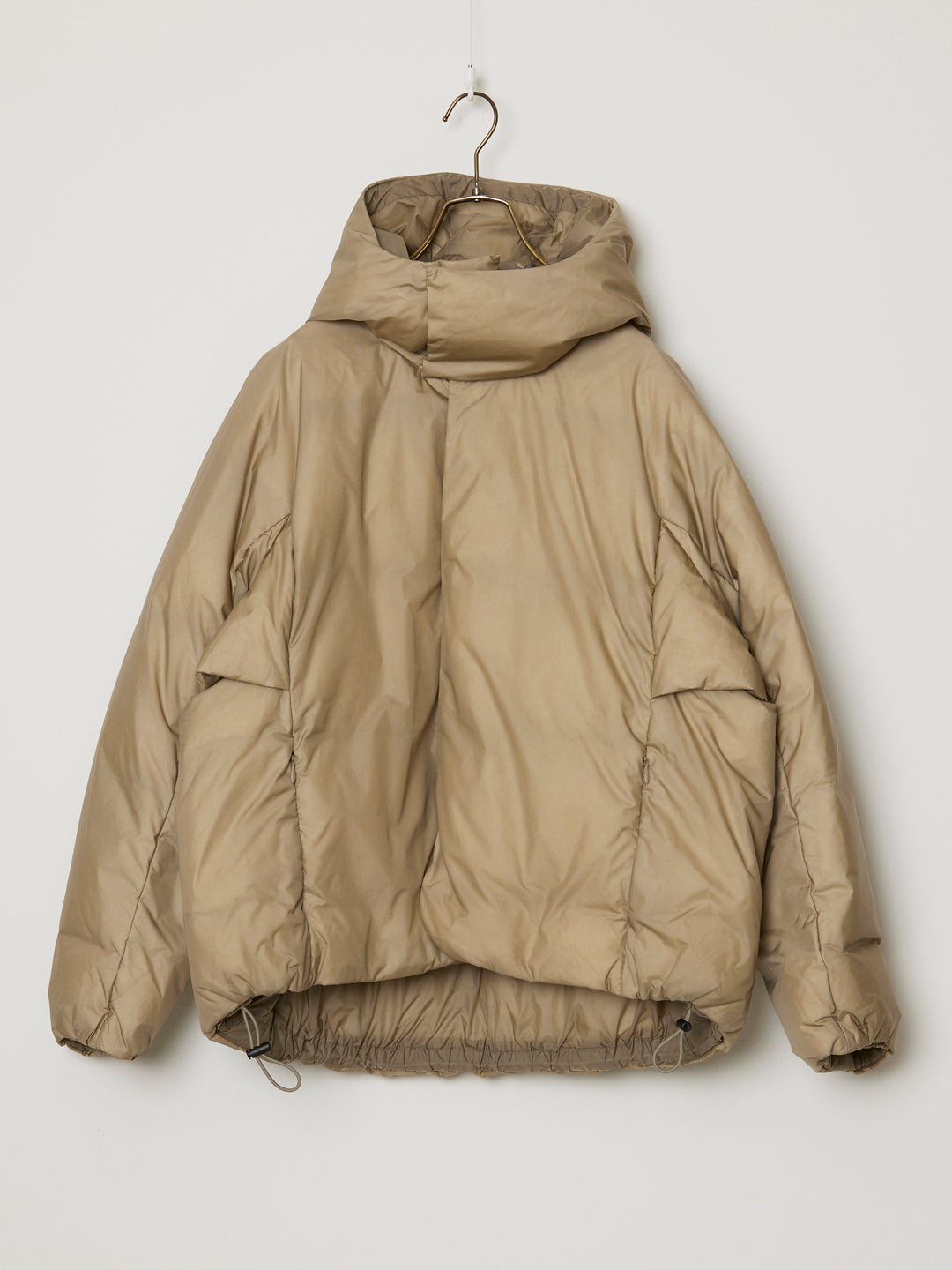 超軽量ナイロンNEWダウンパーカ
