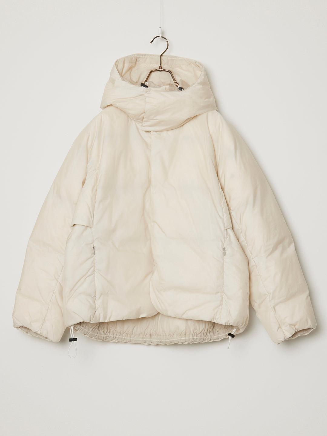 超軽量ナイロンNEWダウンパーカ