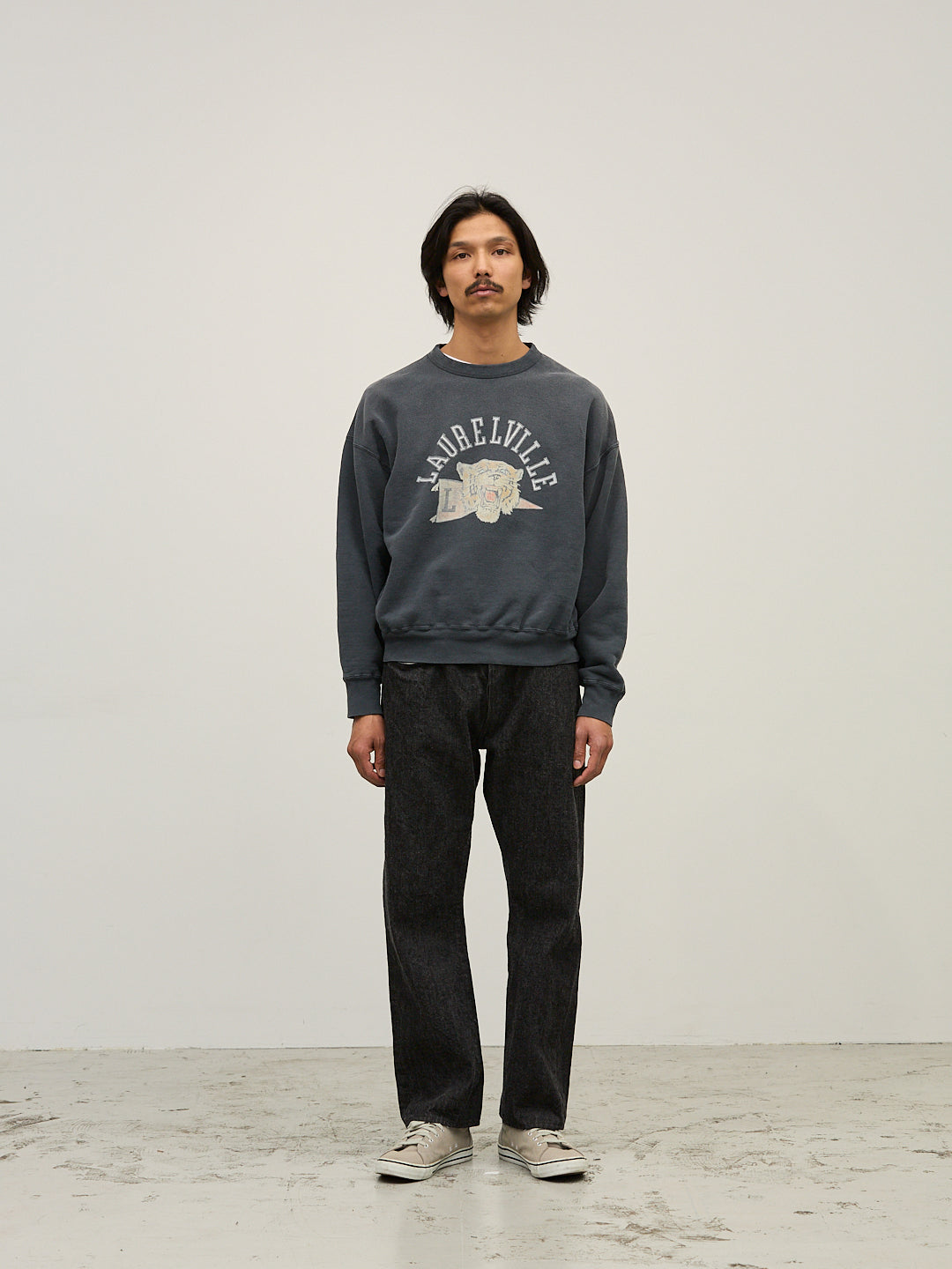 ヴィンテージ裏⽑クルー （LAURELVILLE)