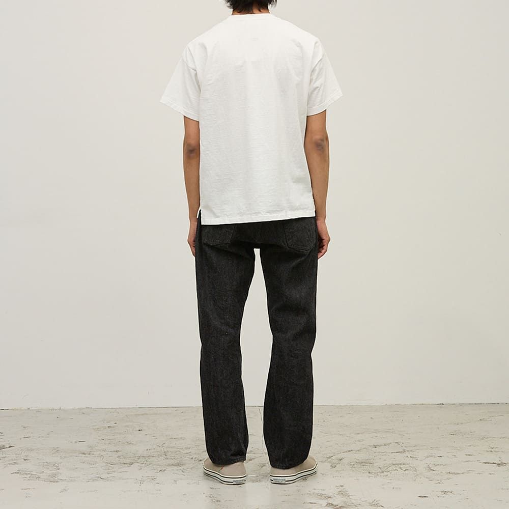 16/T-shirt T (I THINK)