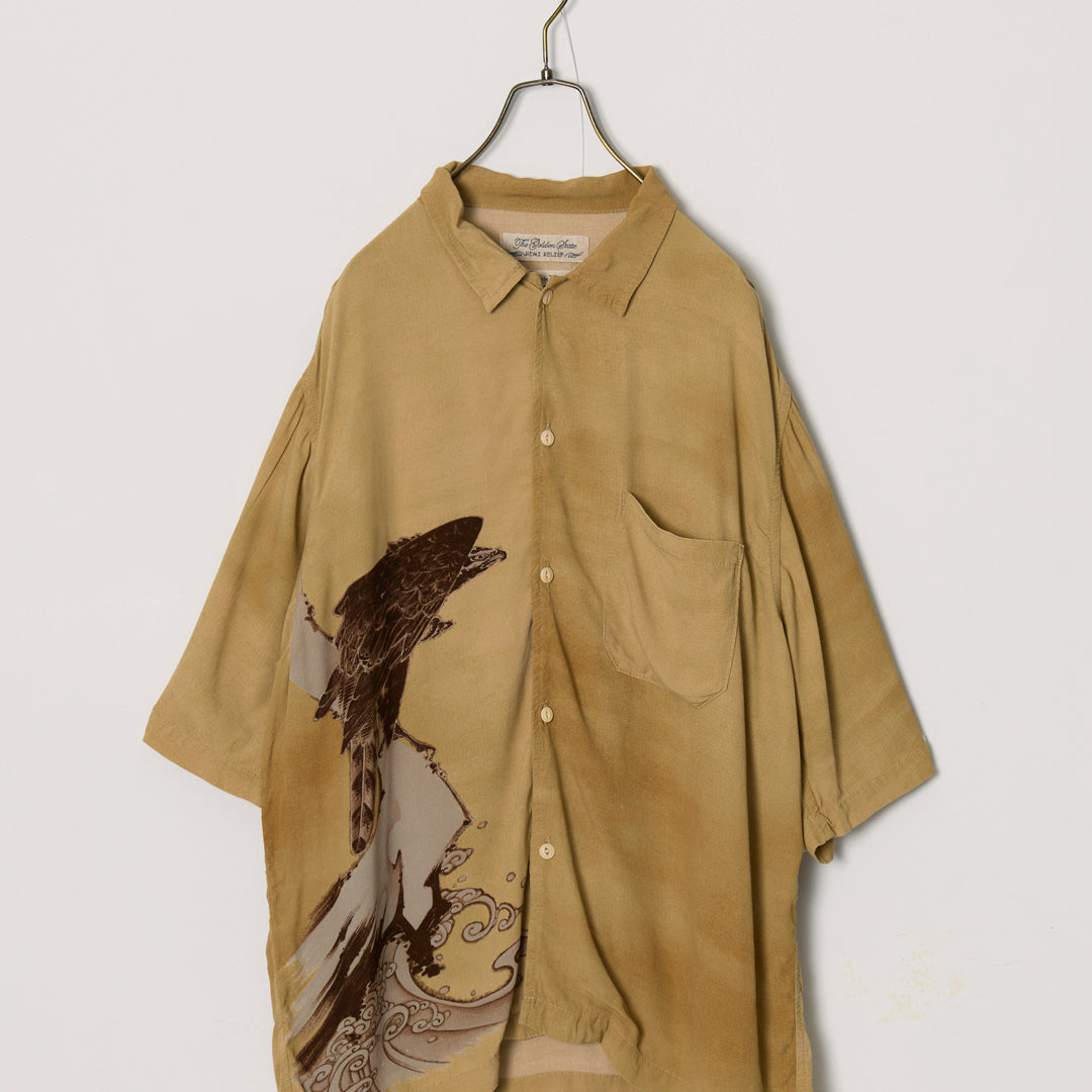 レーヨン鷹柄シャツ半袖