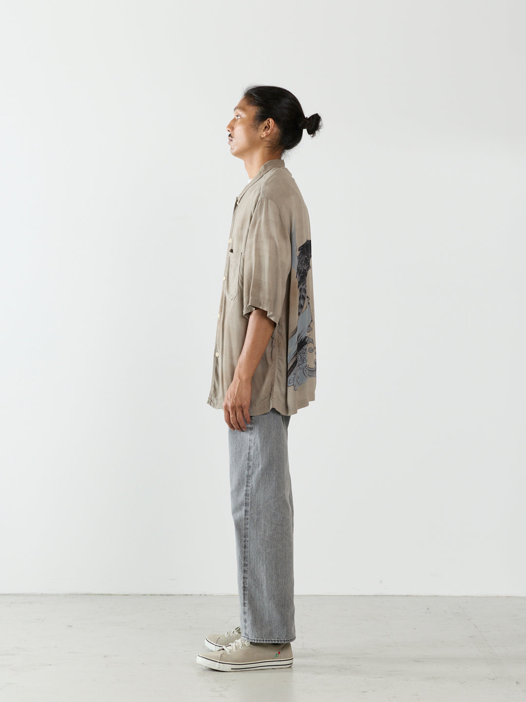 Rayon Falcon-Pattern Short-Sleeve Shirt