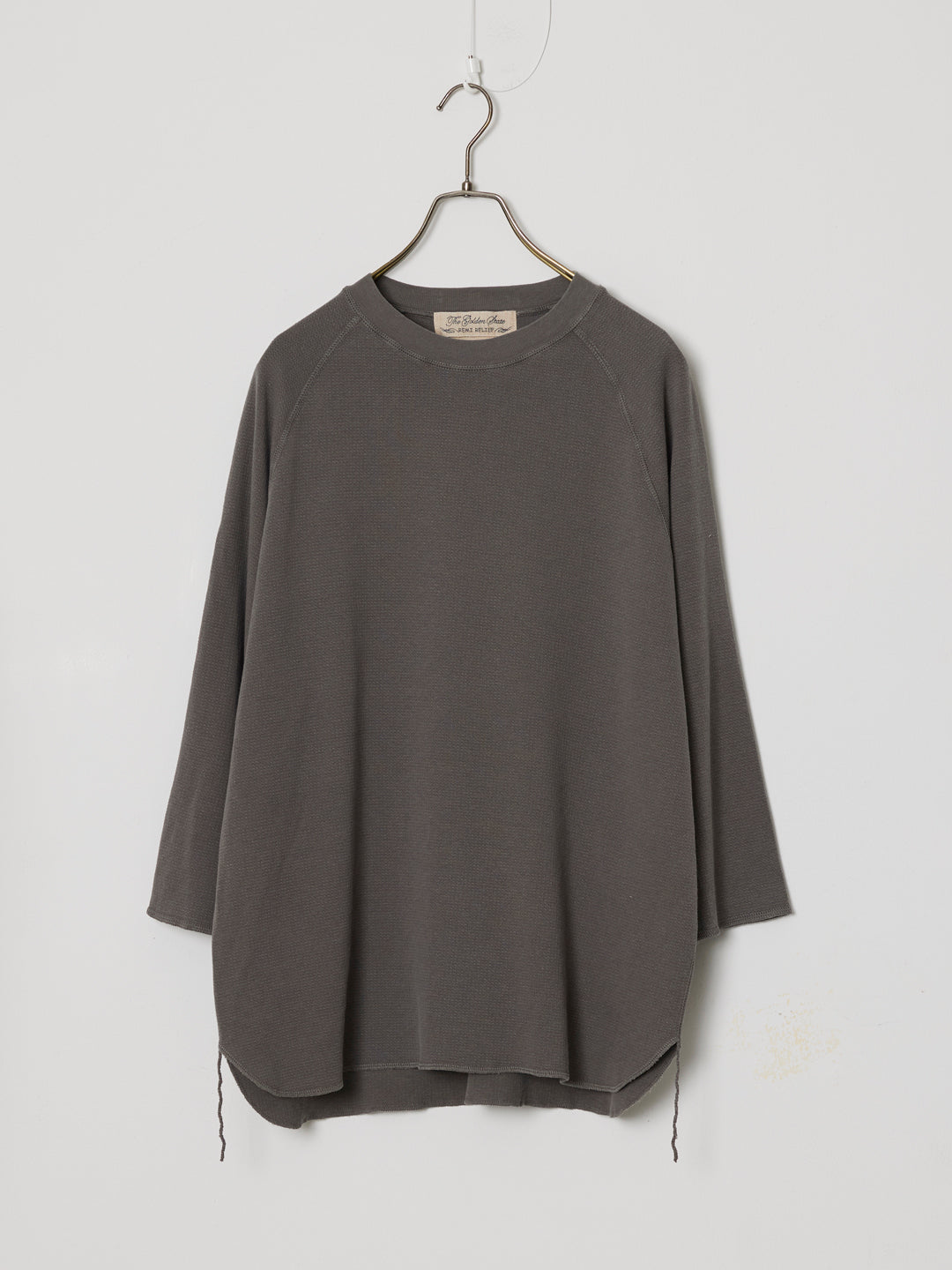 Double-tuck raglan 3/4-sleeve T-shirt