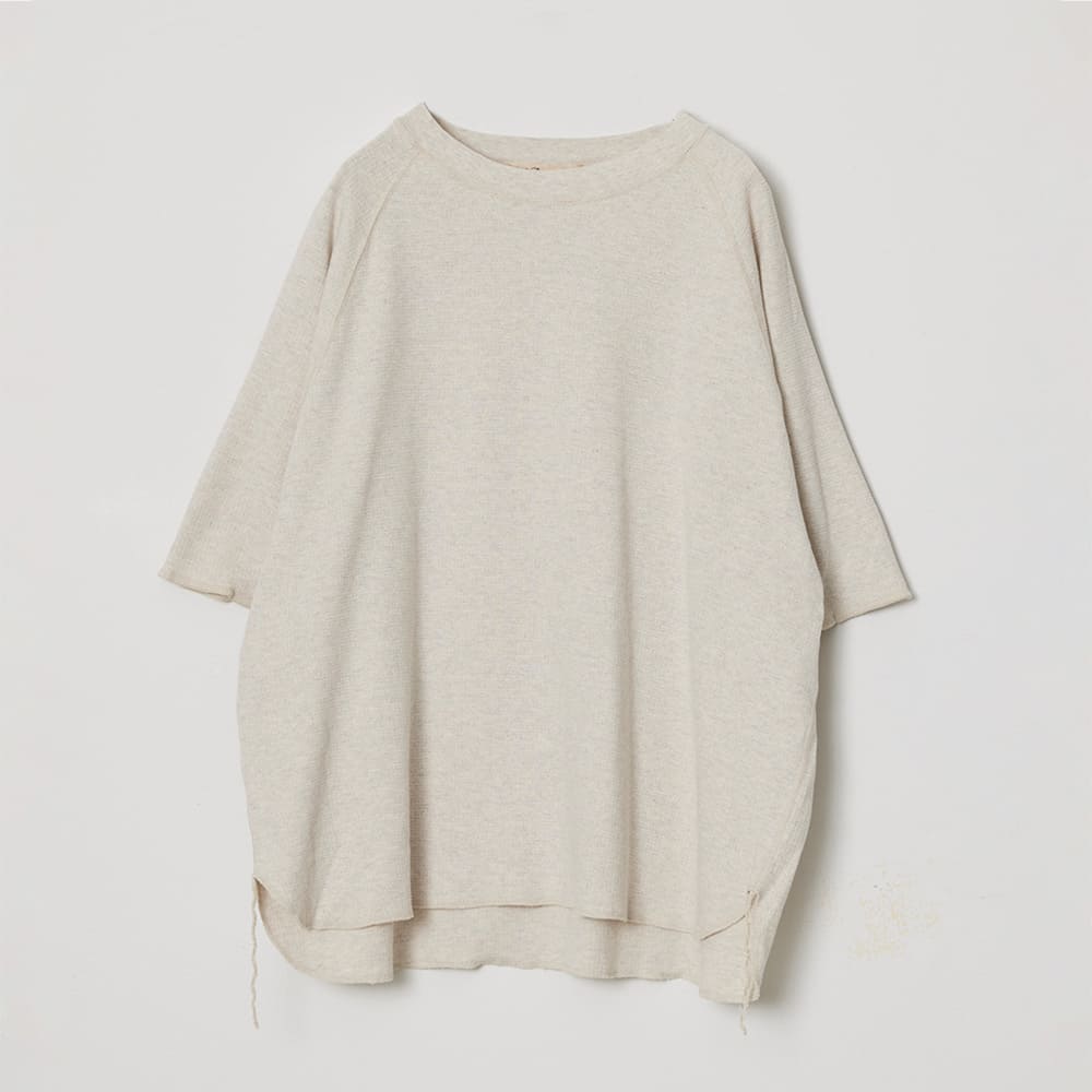 Double-tuck Raglan T-shirt