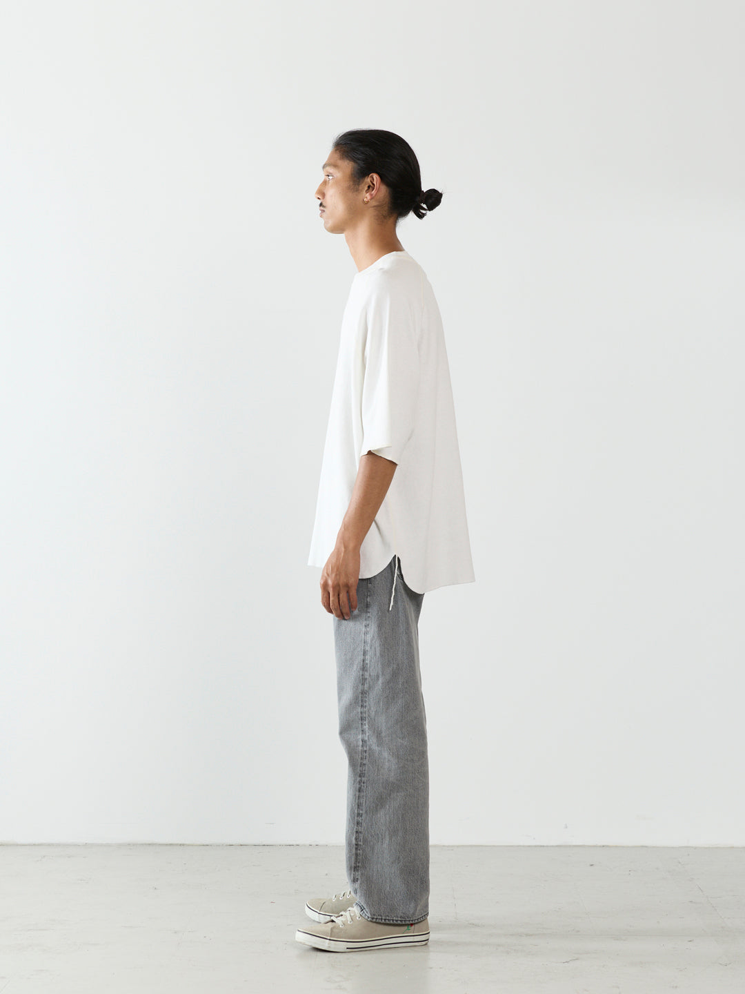 Double-tuck Raglan T-shirt
