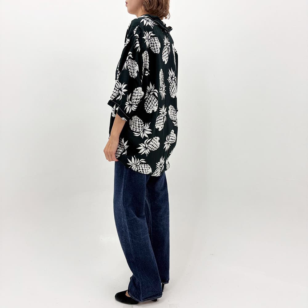 パイナップル柄アロハシャツ