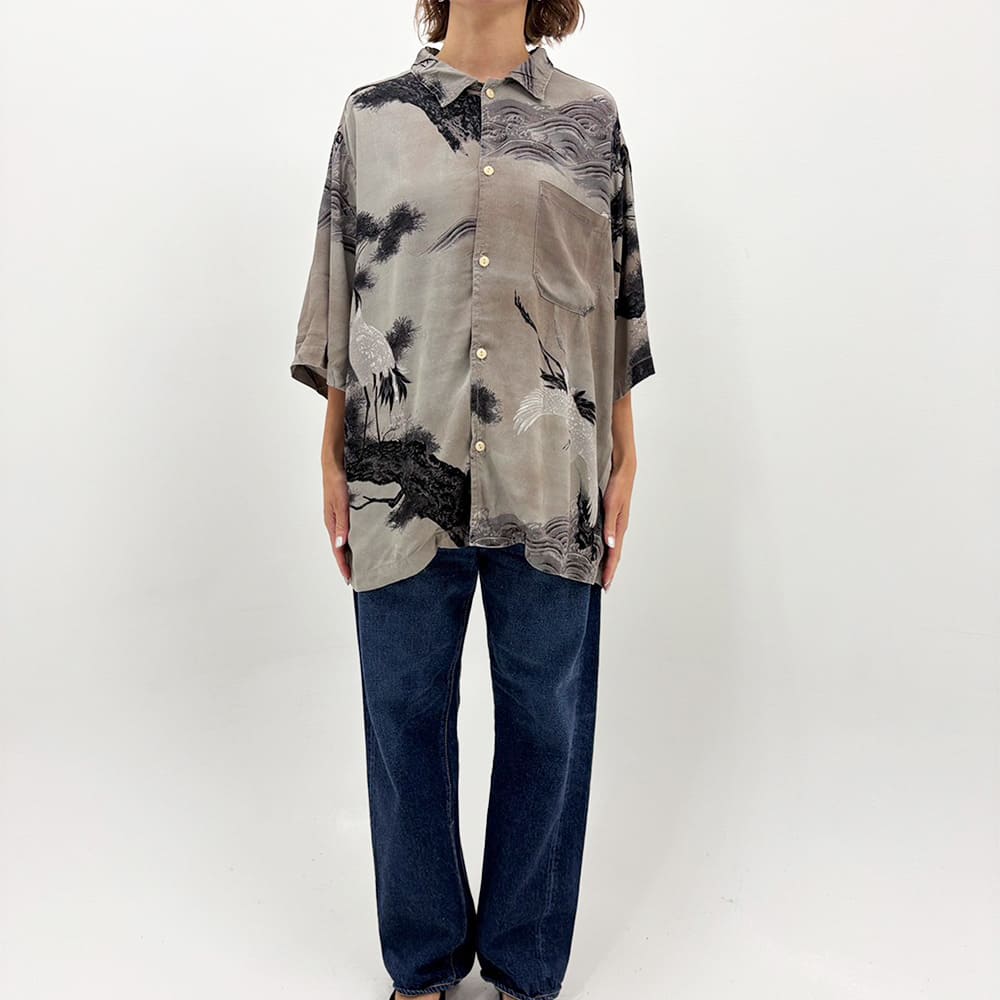 鶴柄アロハシャツ