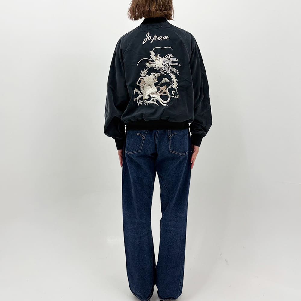 레이온 피브릴 트윌 스카잔 (자수:⿓‧호랑이)